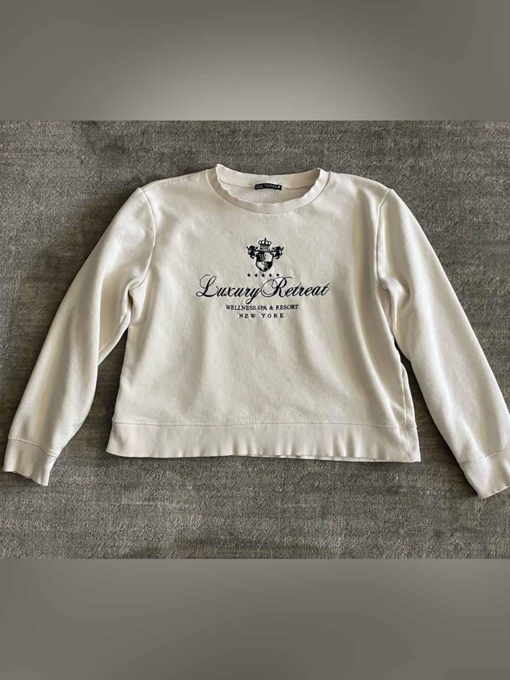 Zara Luxury Retreat Wellness Spa Crewneck Sweatshirt M Cream Graphic Pullover